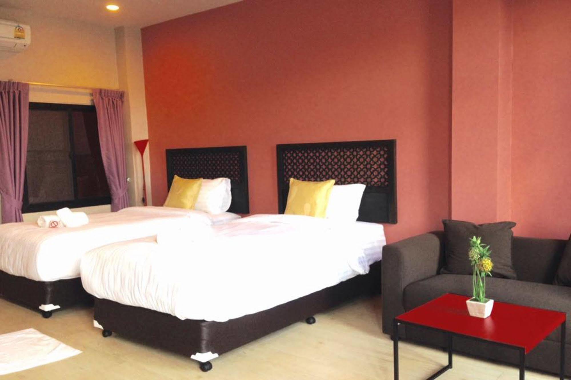 Mulberry House Hotel Pak Thong Chai Eksteriør billede